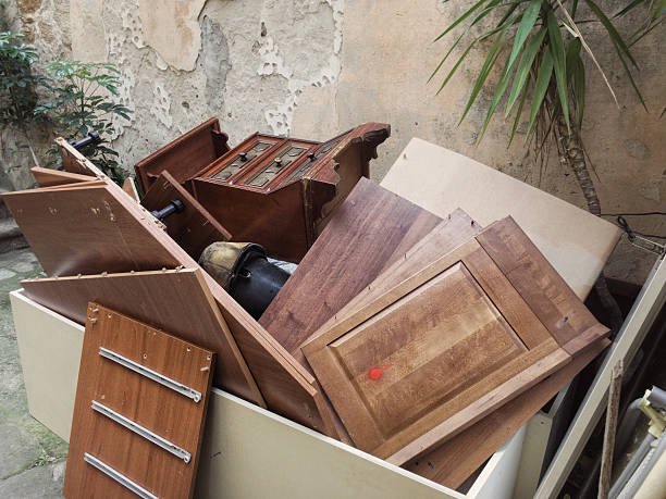 Best Construction Debris Removal  in Chinook, MT